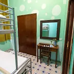 Pizza Hostel Neapol