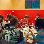 Pizza *