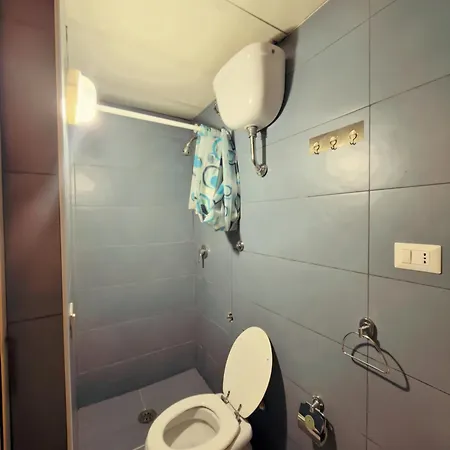 那不勒斯比萨旅舍 旅馆 那不勒斯