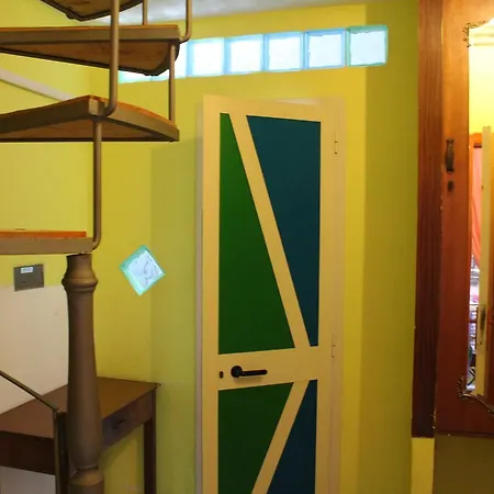 Pizza Hostel