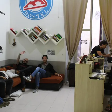 Pizza Hostel