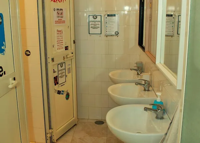 那不勒斯比萨旅舍