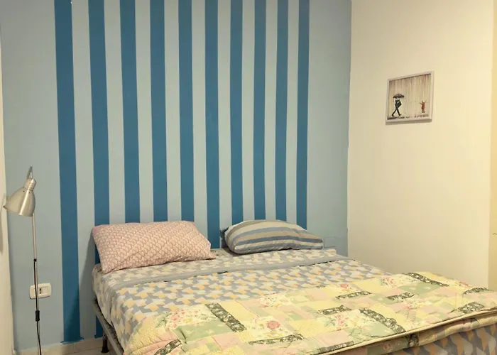 那不勒斯比萨旅舍 旅馆 那不勒斯